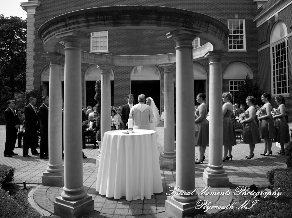 Rachel & Matt at Ginger Meyer Gardens Greenfield Village Dearborn MI wedding photography