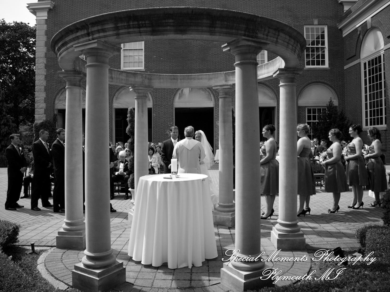 Rachel & Matt at Ginger Meyer Gardens Greenfield Village Dearborn MI wedding photography