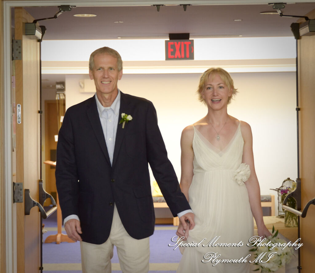 Michele & Glenn at First Unitarian Universalist Congregation Ann Arbor MI wedding photography