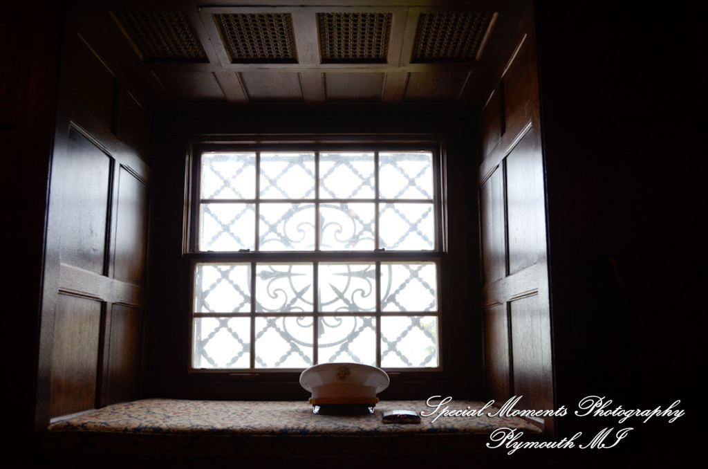 Allison & Christopher at Grosse Pointe War Memorial Grosse Pointe Farms MI wedding photography