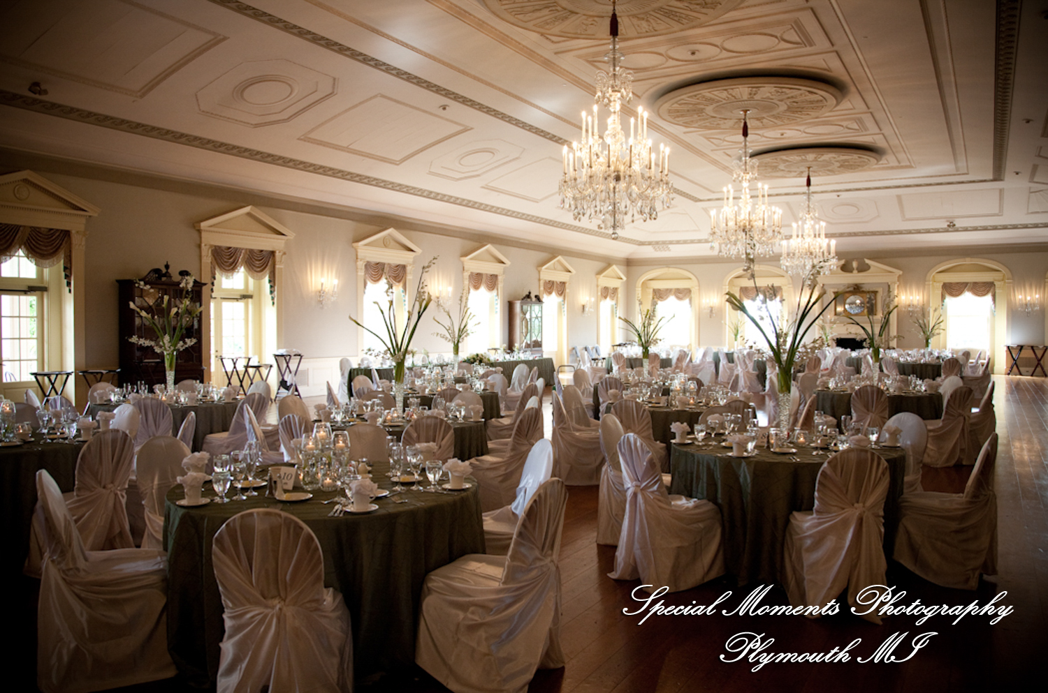 Rachel & Matt at Lovett Hall Greenfield Village Dearborn MI wedding photography