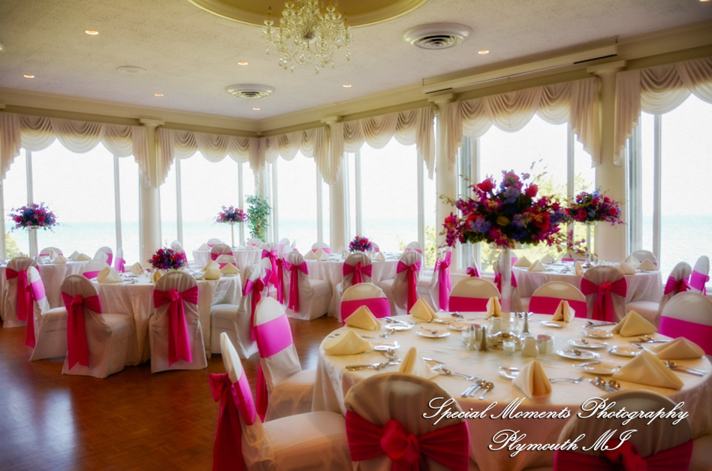 Allison & Christopher at Grosse Pointe War Memorial Grosse Pointe Farms MI wedding photography