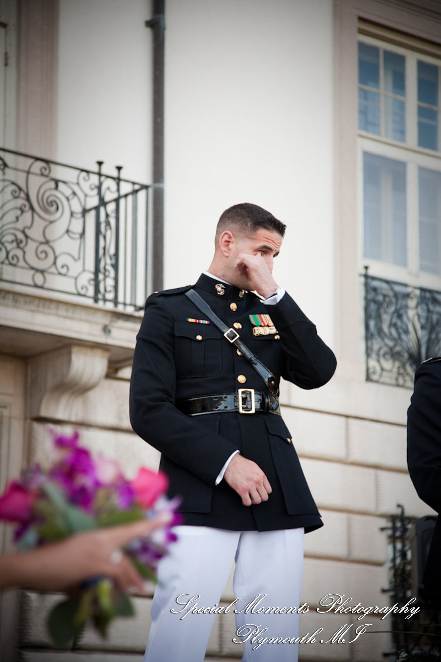 Allison & Christopher at Grosse Pointe War Memorial Grosse Pointe Farms MI wedding photography