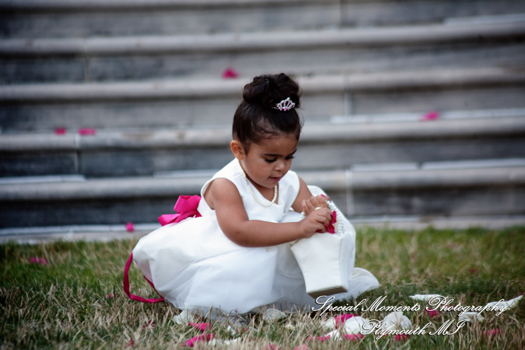 Allison & Christopher at Grosse Pointe War Memorial Grosse Pointe Farms MI wedding photography