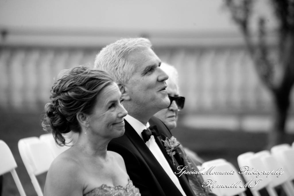 Allison & Christopher at Grosse Pointe War Memorial Grosse Pointe Farms MI wedding photography