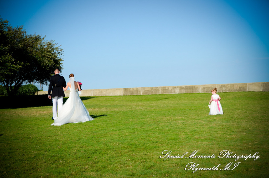 Allison & Christopher at Grosse Pointe War Memorial Grosse Pointe Farms MI wedding photography