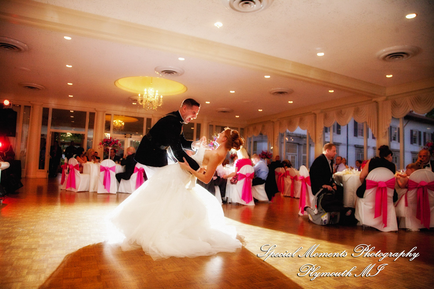 Allison & Christopher at Grosse Pointe War Memorial Grosse Pointe Farms MI wedding photography