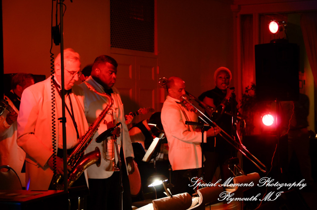 Allison & Christopher at Grosse Pointe War Memorial Grosse Pointe Farms MI wedding photography