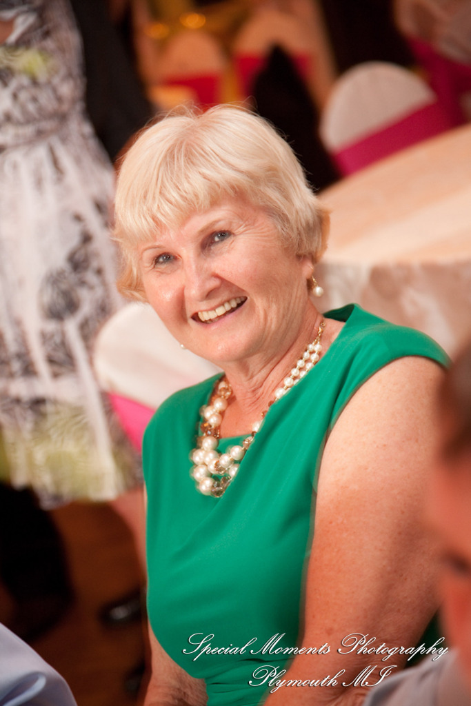 Allison & Christopher at Grosse Pointe War Memorial Grosse Pointe Farms MI wedding photography