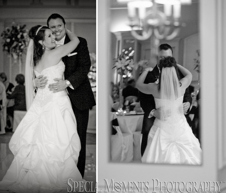Plymouth Manor Plymouth MI wedding photograph