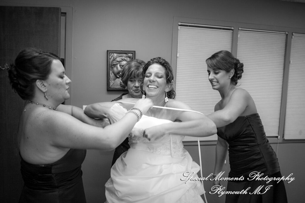 Jennifer & Matt at St. Anastasia Troy MI wedding photography