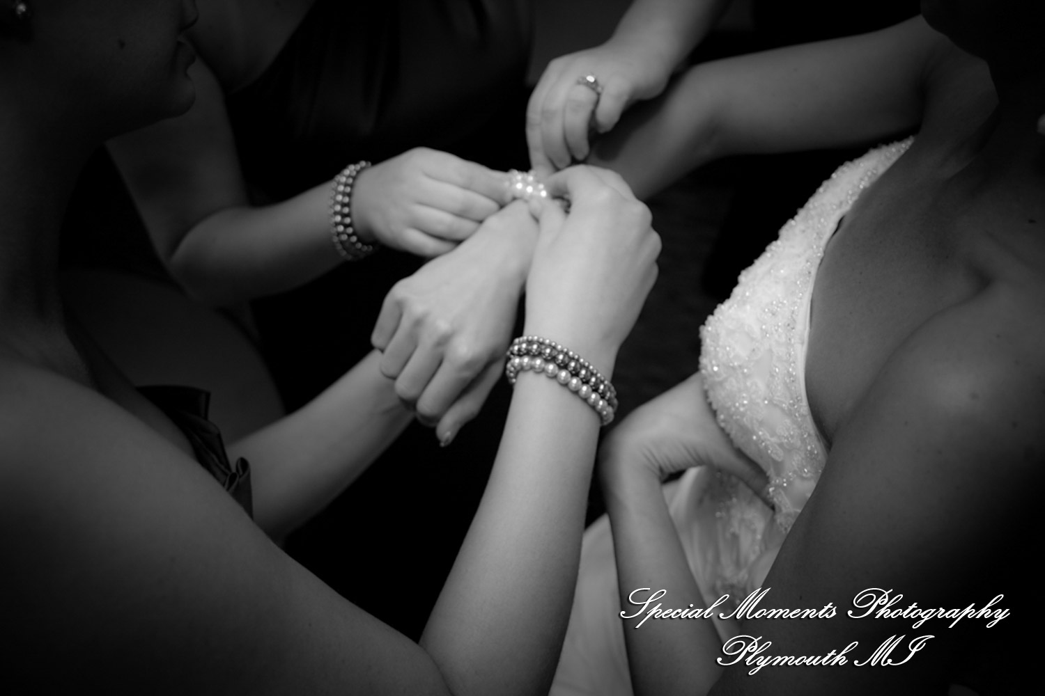 Jennifer & Matt at St. Anastasia Troy MI wedding photography