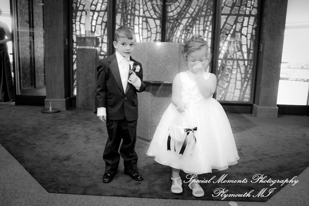 Jennifer & Matt at St. Anastasia Troy MI wedding photography