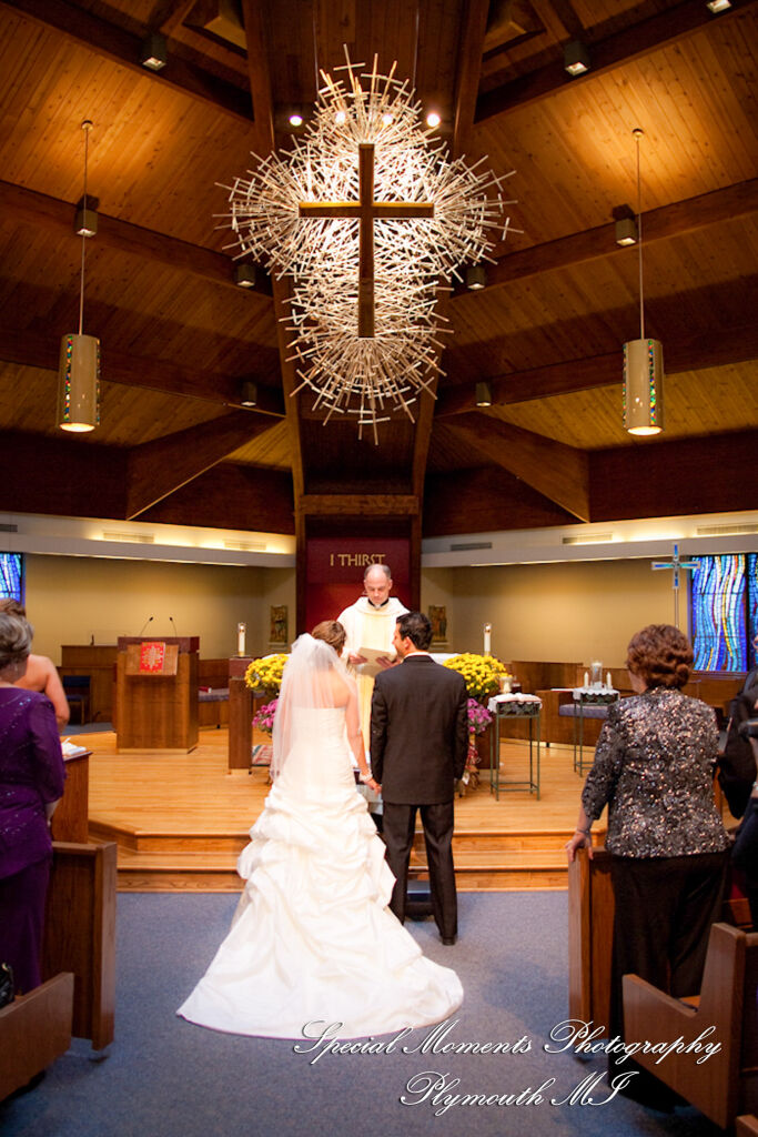 Jennifer & Matt at St. Anastasia Troy MI wedding photography