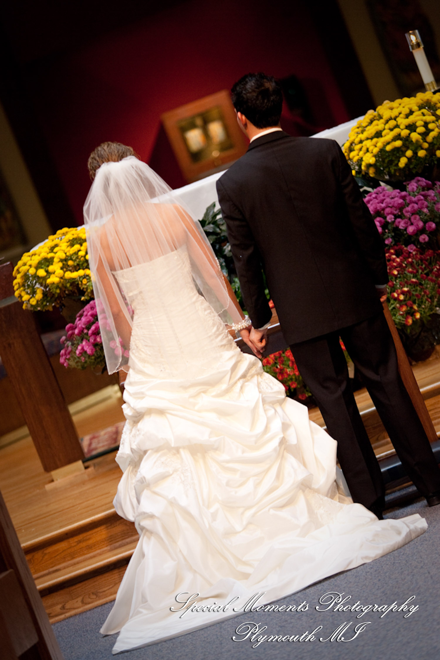 Jennifer & Matt at St. Anastasia Troy MI wedding photography
