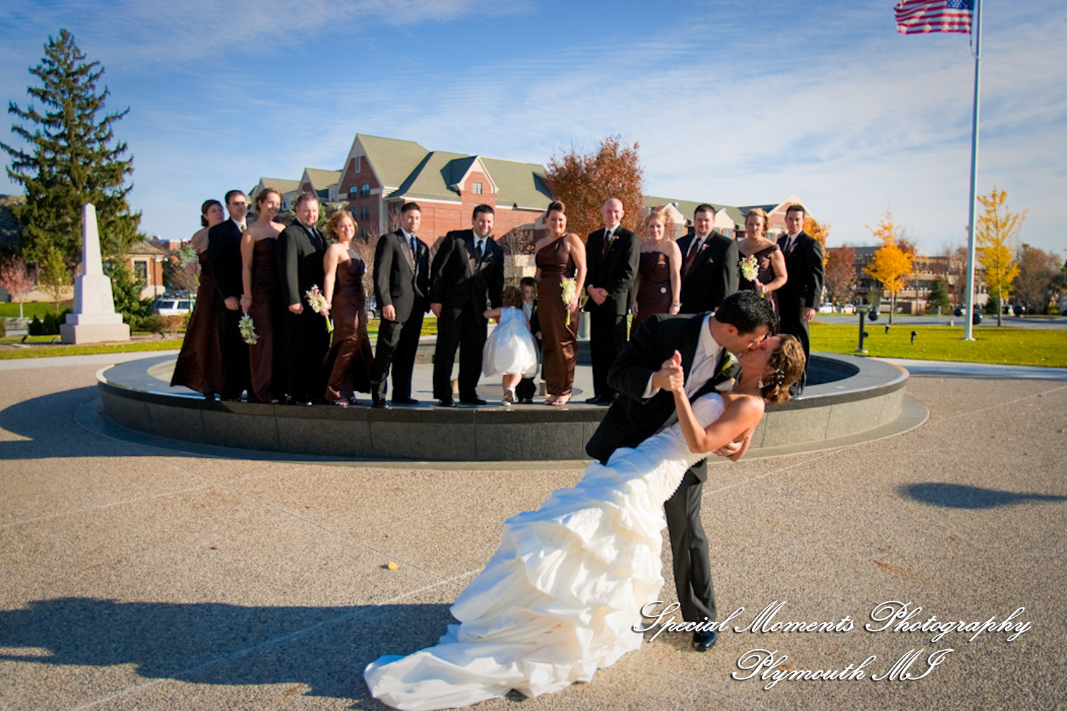 Jennifer & Matt at Glen Oaks Golf Club Farmington Hills MI wedding photography