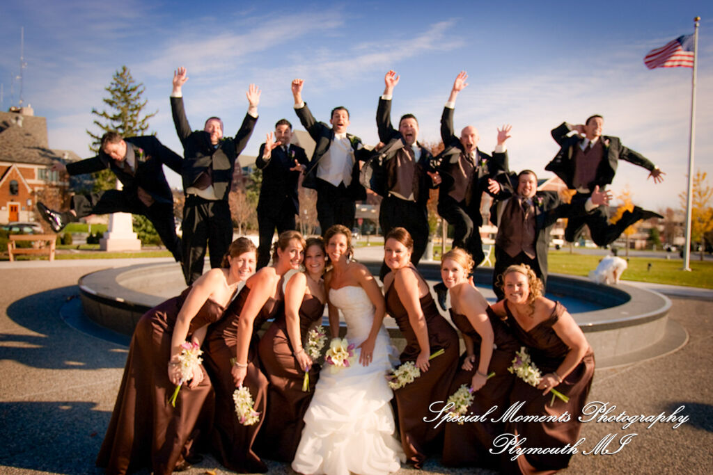 Jennifer & Matt at Glen Oaks Golf Club Farmington Hills MI wedding photography