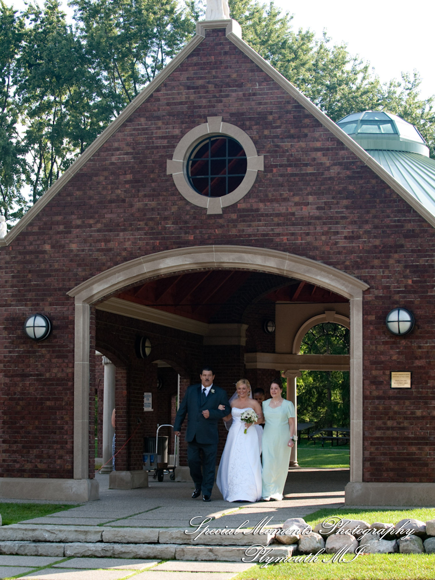Jen & Thomas at George George Memorial Park Clinton Twp. MI wedding photography