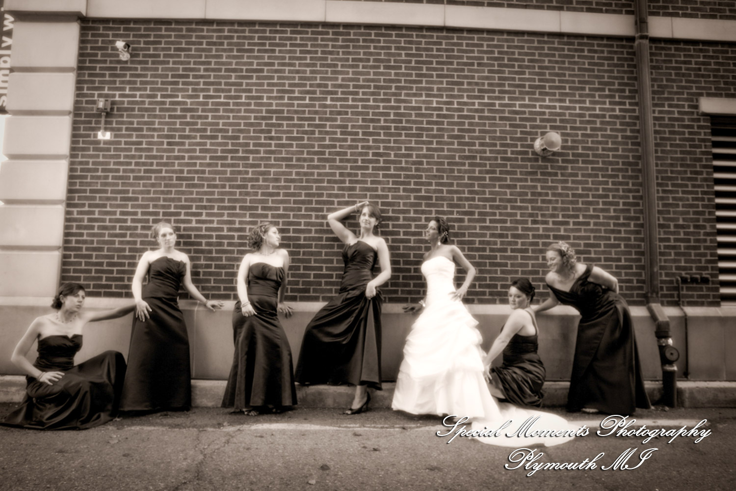 Jennifer & Matt at Glen Oaks Golf Club Farmington Hills MI wedding photography