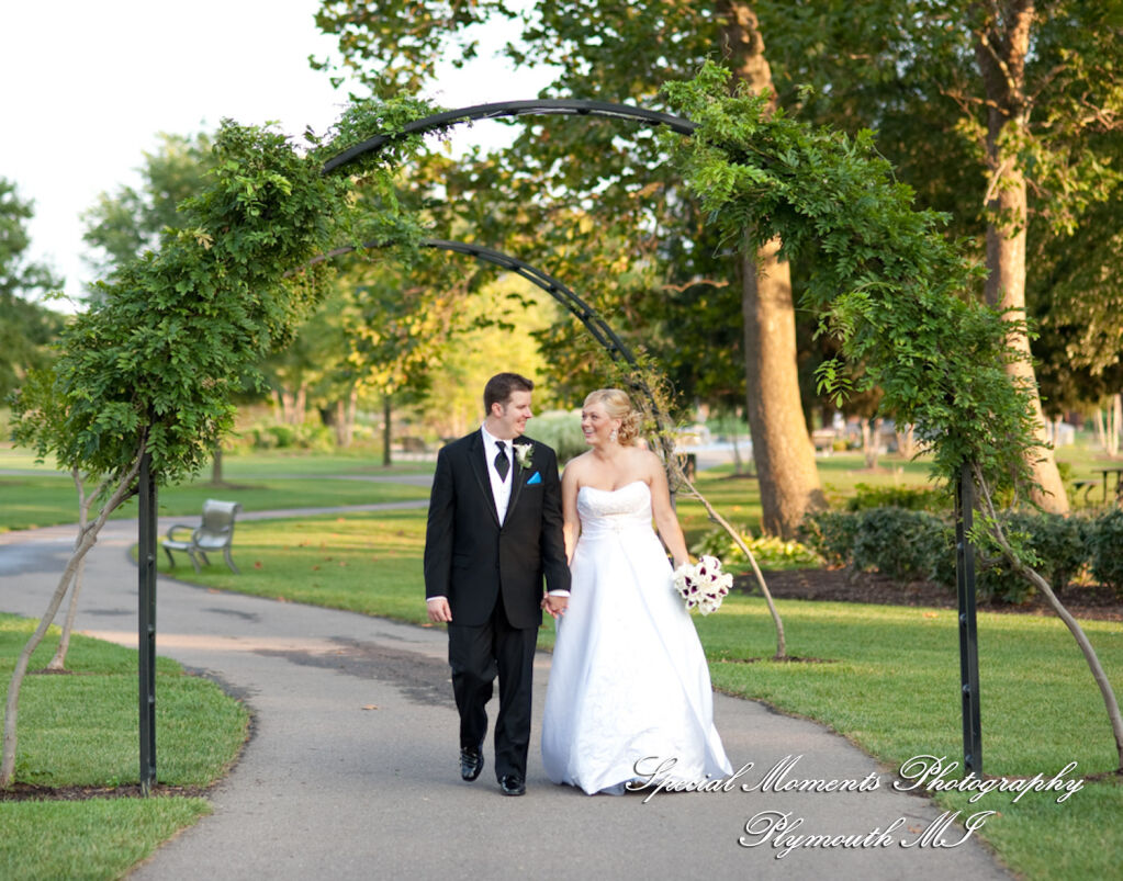 Jen & Thomas at George George Memorial Park Clinton Twp. MI wedding photography