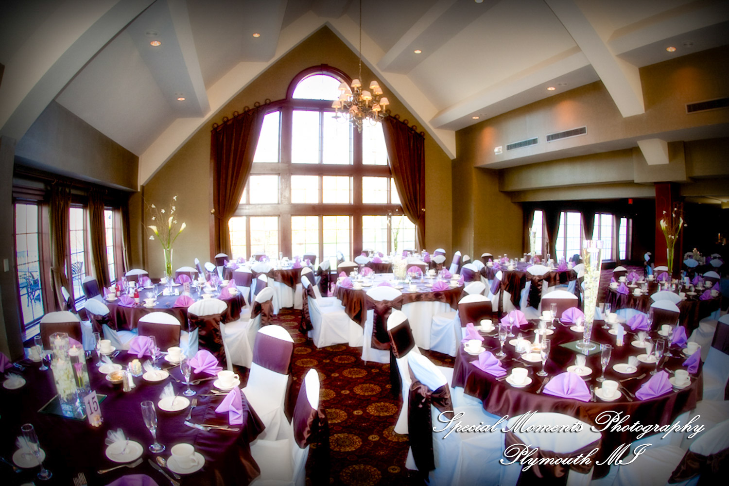 Jennifer & Matt at Glen Oaks Golf Club Farmington Hills MI wedding photography