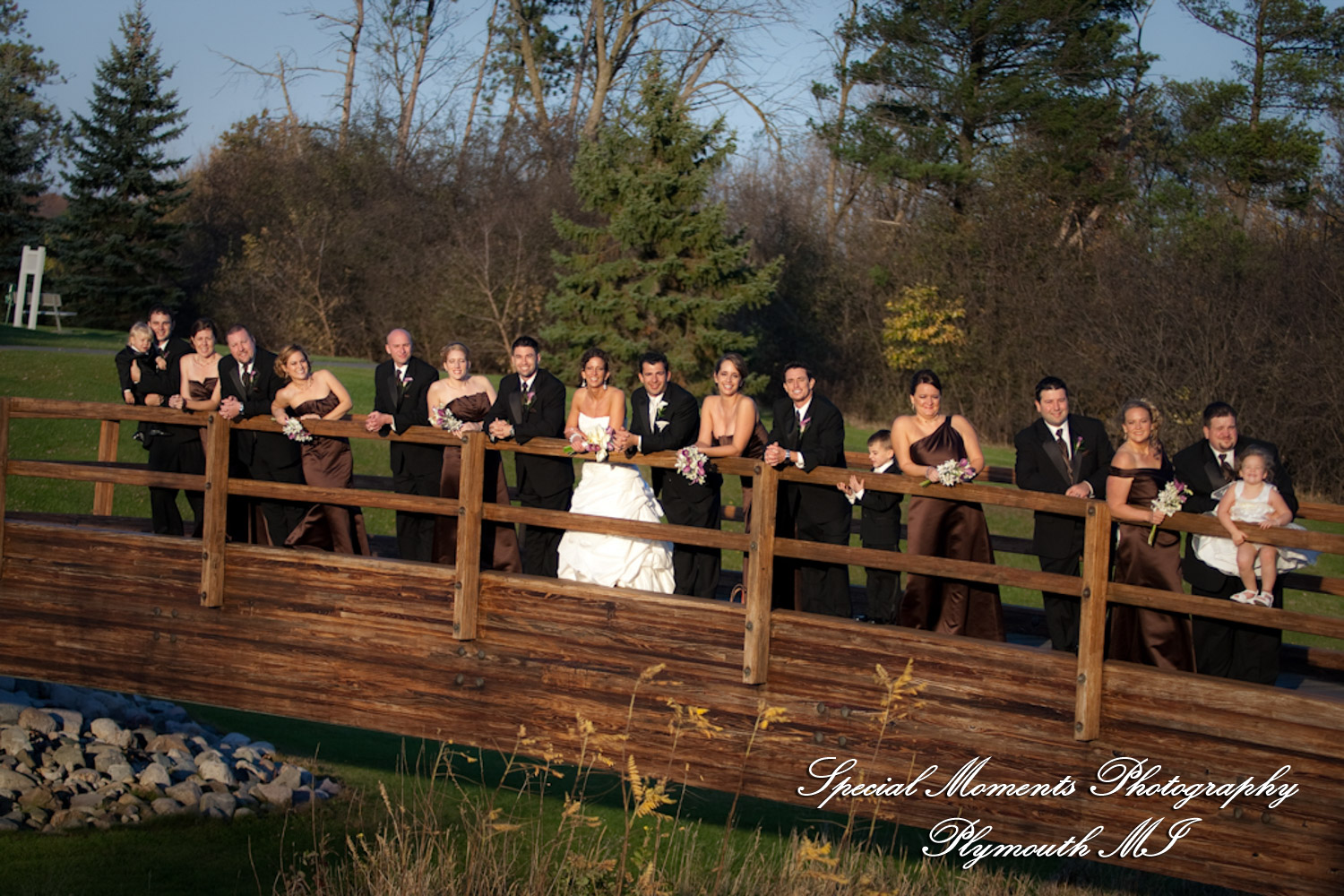 Jennifer & Matt at Glen Oaks Golf Club Farmington Hills MI wedding photography
