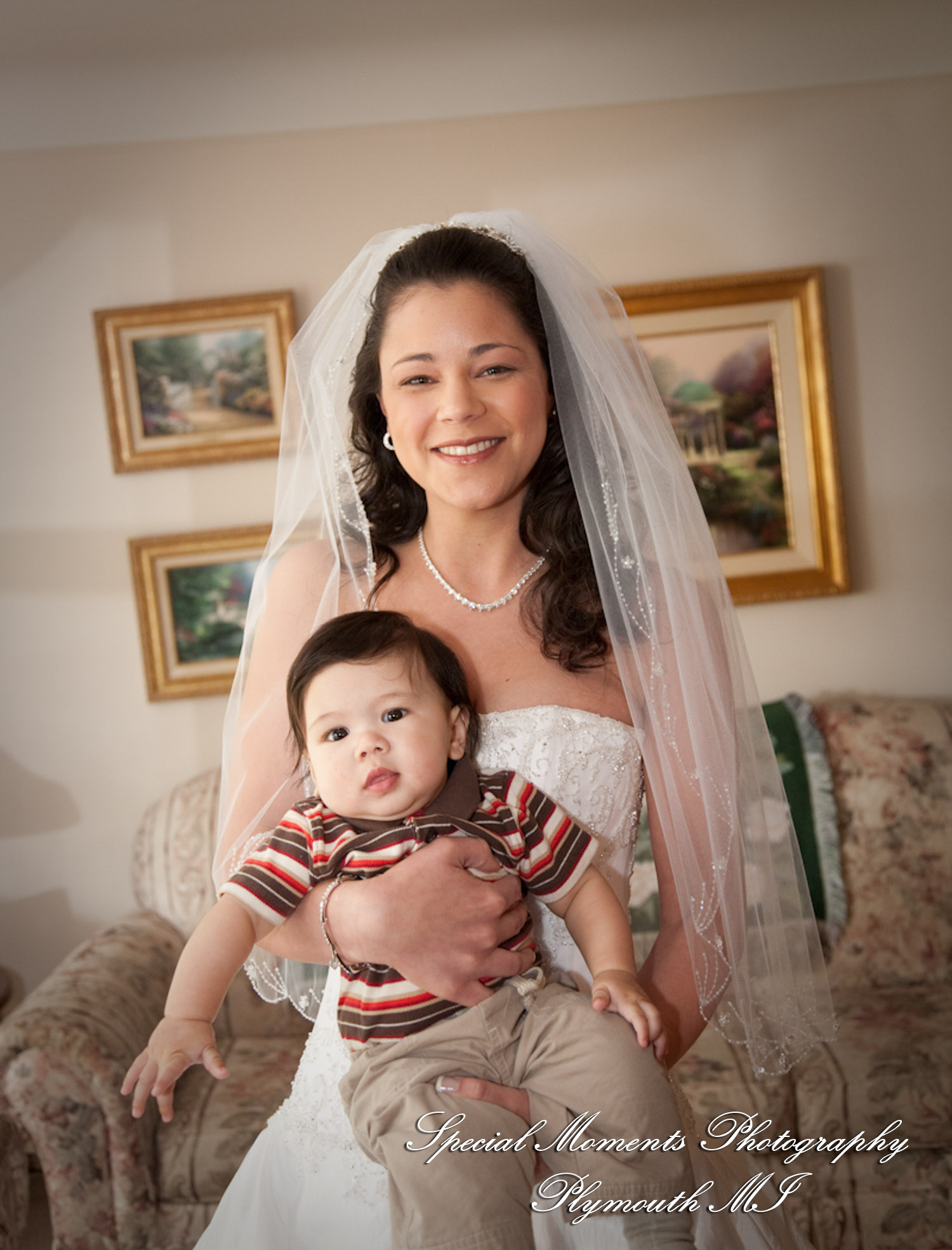Rachelle & Matthew at Grosse Pointe Academy Chapel Grosse Pointe Farms MI wedding photography