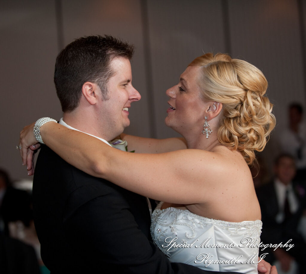 Jen & Thomas at Mirage Banquet Hall Clinton Twp. MI wedding photography