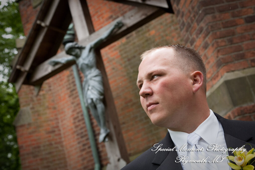 Rachelle & Matthew at Grosse Pointe Academy Chapel Grosse Pointe Farms MI wedding photography