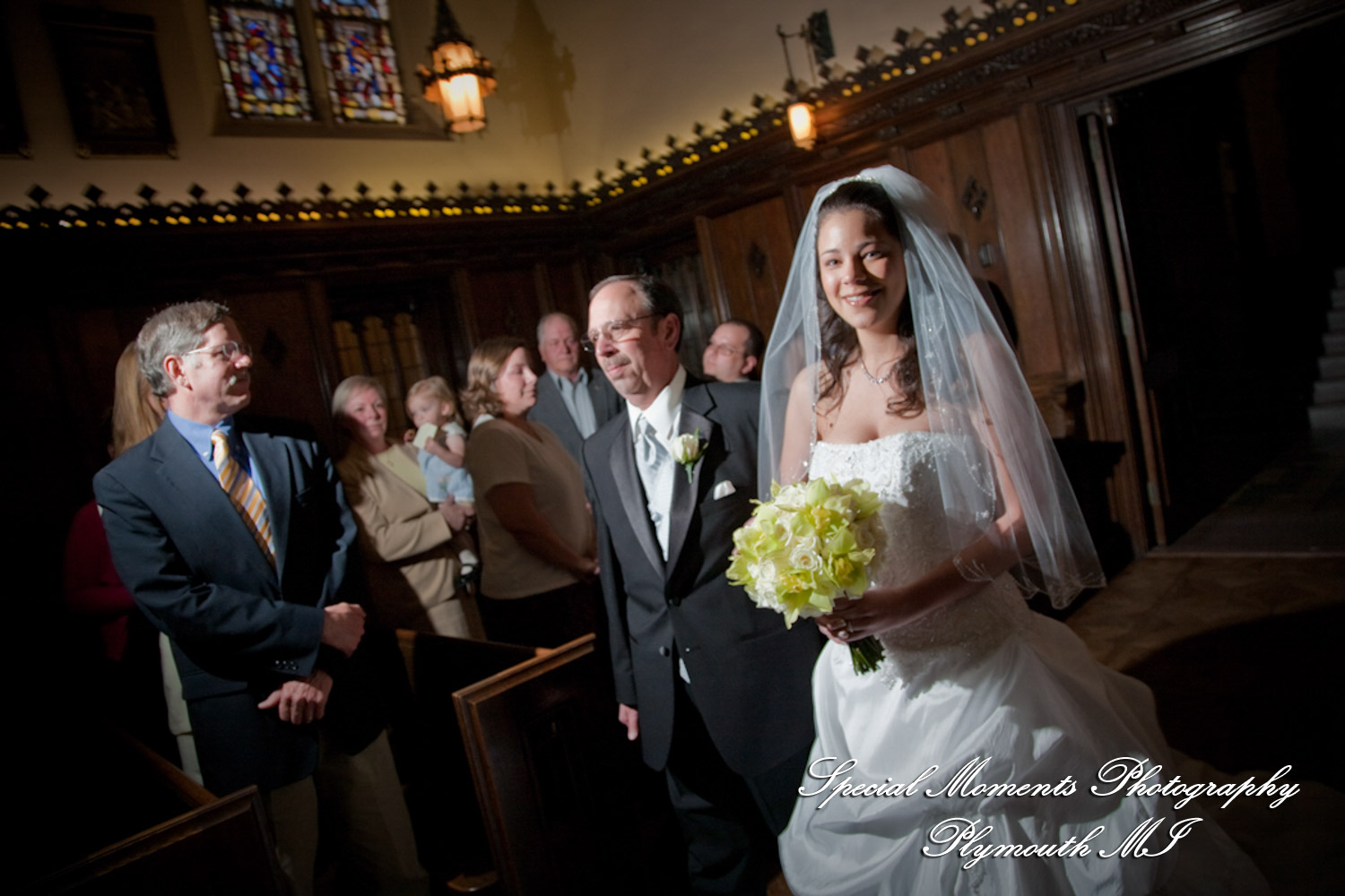 Rachelle & Matthew at Grosse Pointe Academy Chapel Grosse Pointe Farms MI wedding photography