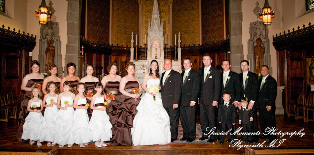 Rachelle & Matthew at Grosse Pointe Academy Chapel Grosse Pointe Farms MI wedding photography