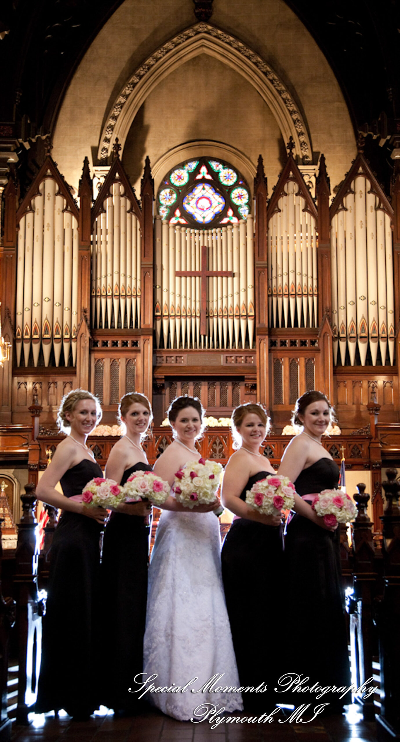 Emily & Jonathan at Fort Street Presbyterian Church Detroit MI wedding photography