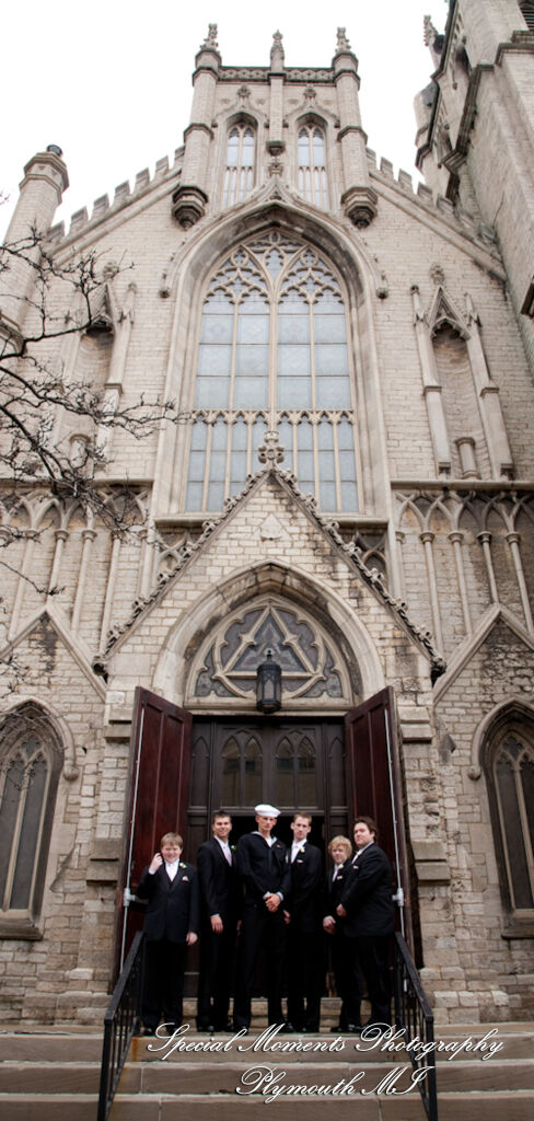 Emily & Jonathan at Fort Street Presbyterian Church Detroit MI wedding photography
