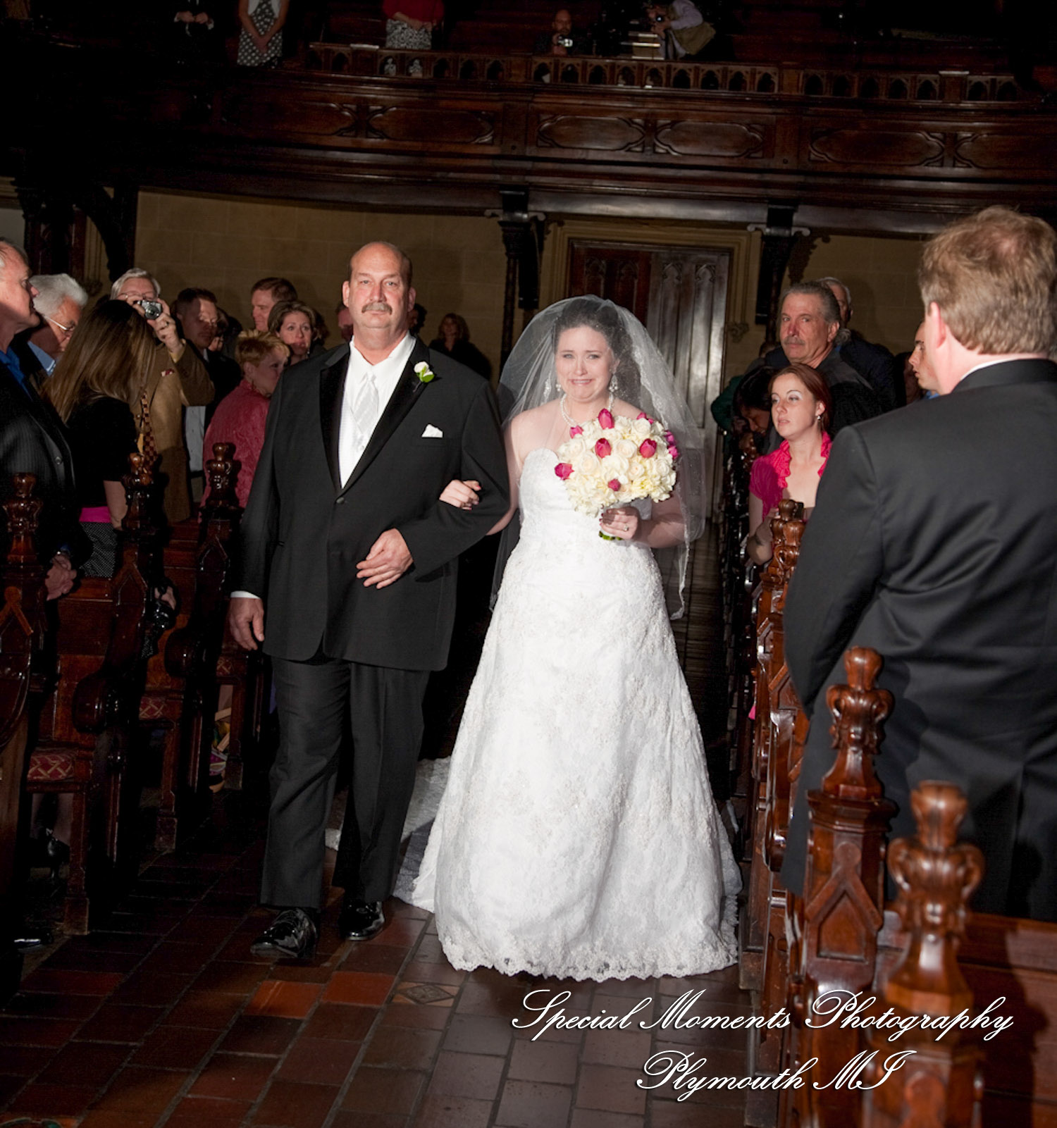Emily & Jonathan at Fort Street Presbyterian Church Detroit MI wedding photography