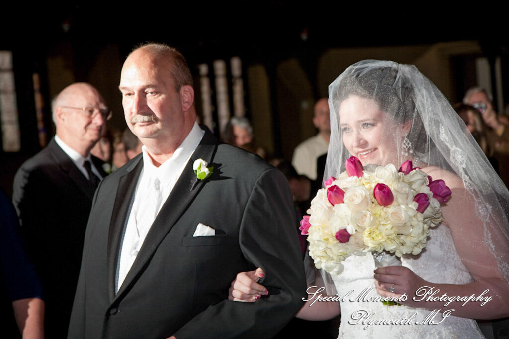 Emily & Jonathan at Fort Street Presbyterian Church Detroit MI wedding photography
