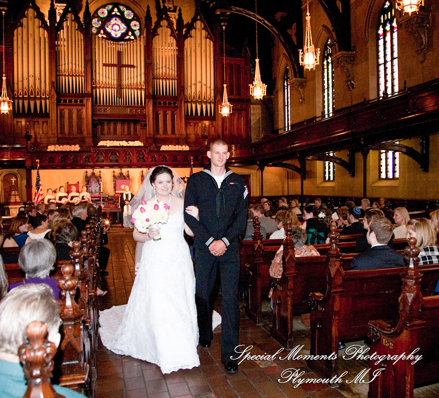 Emily & Jonathan at Fort Street Presbyterian Church Detroit MI wedding photography