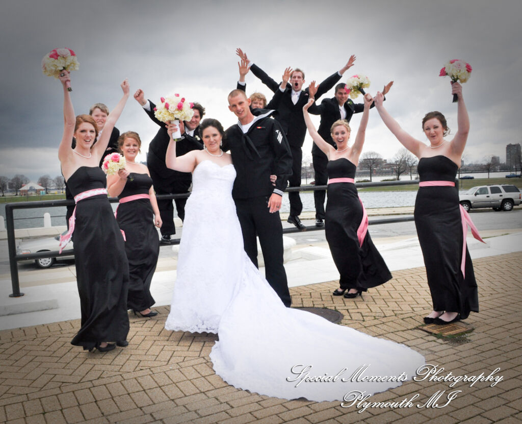 Emily & Jonathan at Fort Street Presbyterian Church Detroit MI wedding photography
