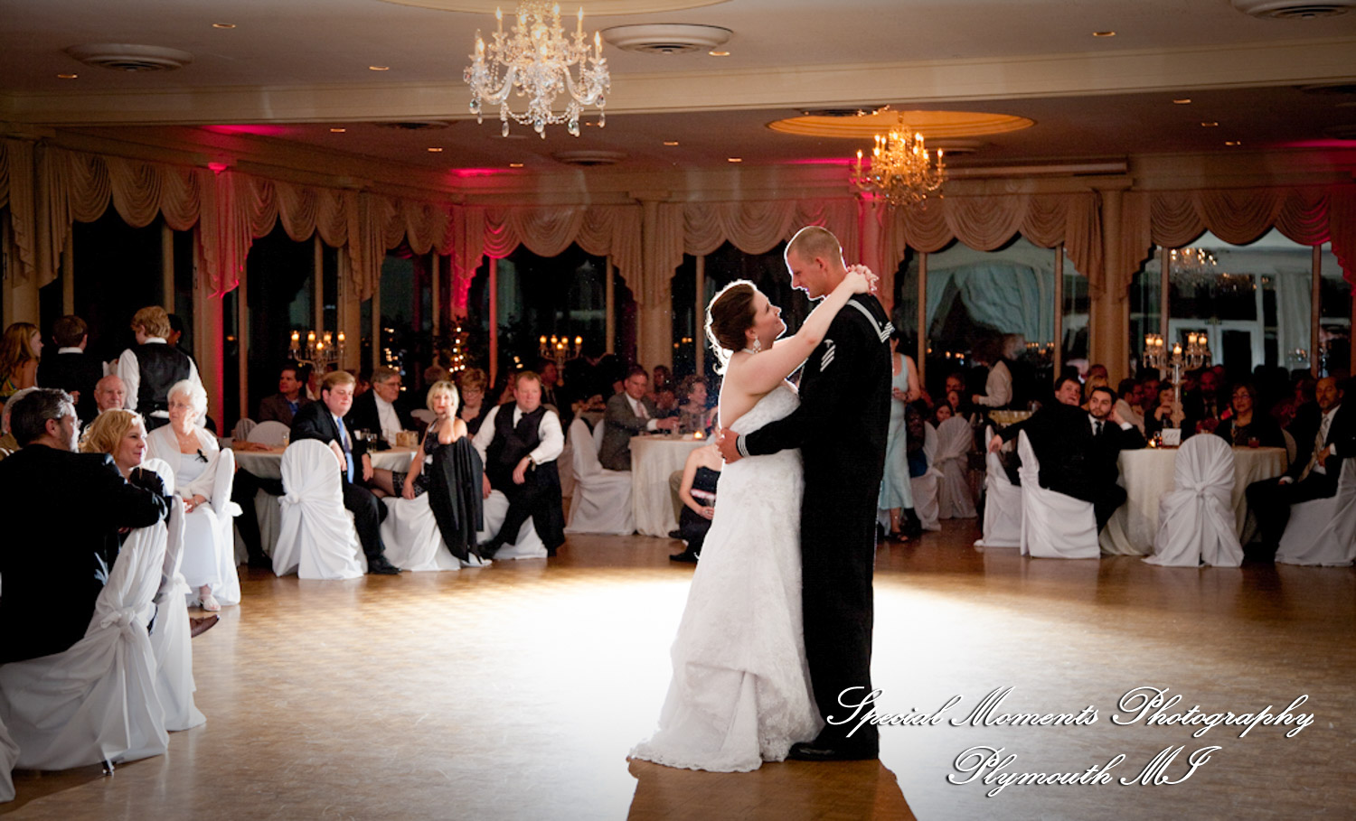 Emily & Jonathan at Grosse Pointe War Memorial Grosse Pointe Farms MI wedding photography