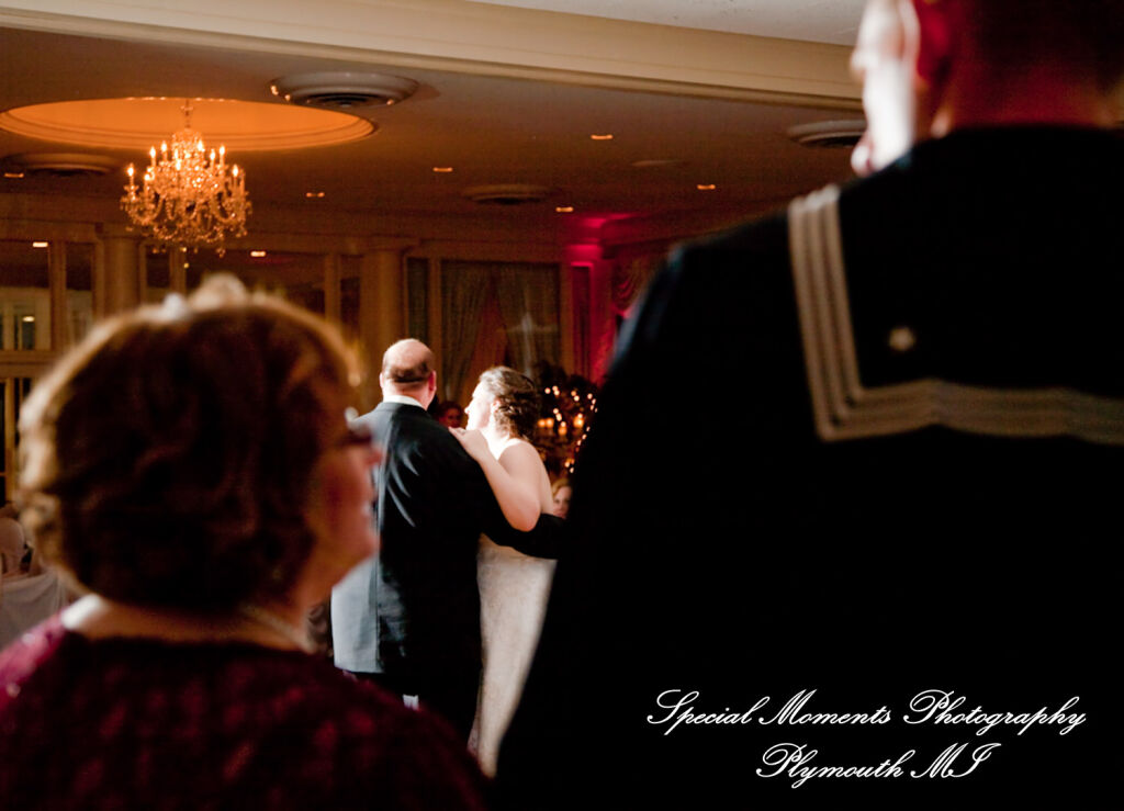Emily & Jonathan at Grosse Pointe War Memorial Grosse Pointe Farms MI wedding photography