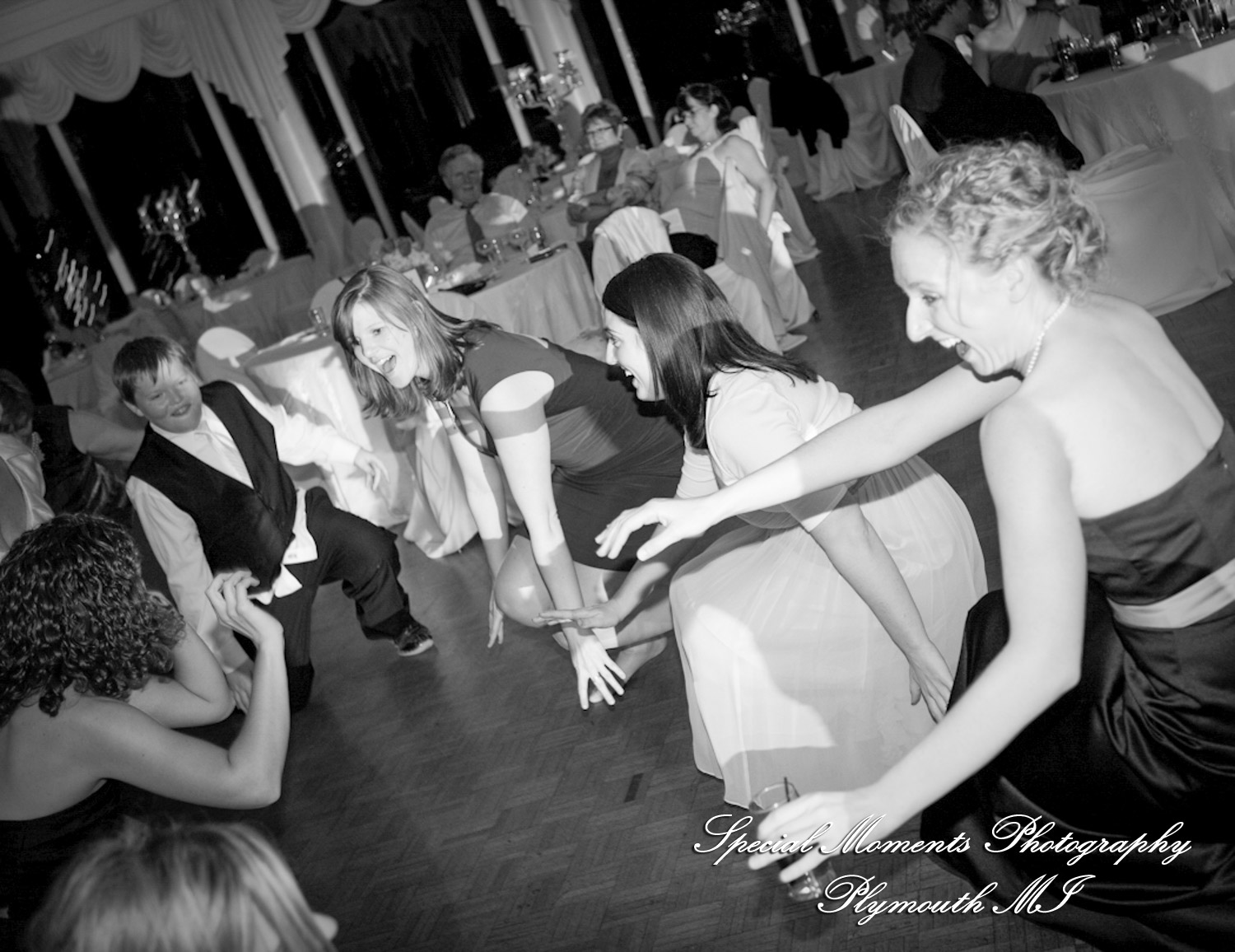 Emily & Jonathan at Grosse Pointe War Memorial Grosse Pointe Farms MI wedding photography