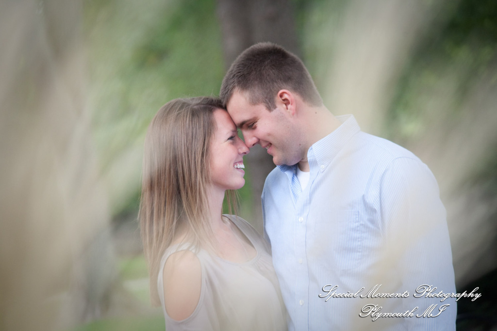 Andy & Jamie at MSU Campus East Lansing MI engagement photograph