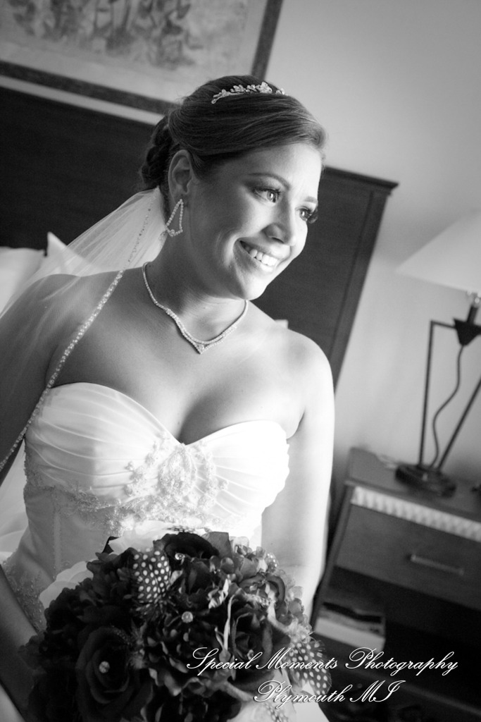 Stephanie & David at Mystic Creek Golf Club & Banquet Center Milford MI wedding photography