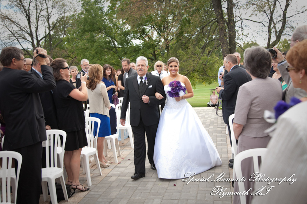 Stephanie & David at Mystic Creek Golf Club & Banquet Center Milford MI wedding photography