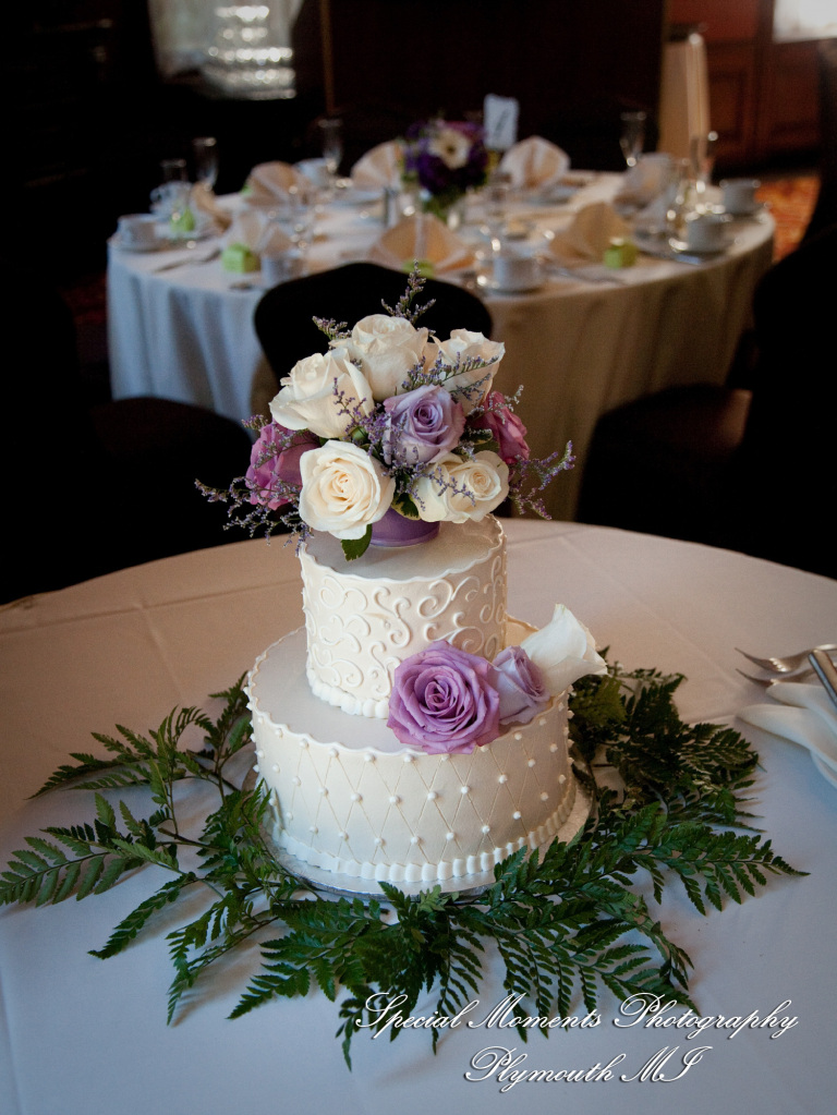 Pamela & Ron at Dearborn Inn Dearborn MI wedding photograph