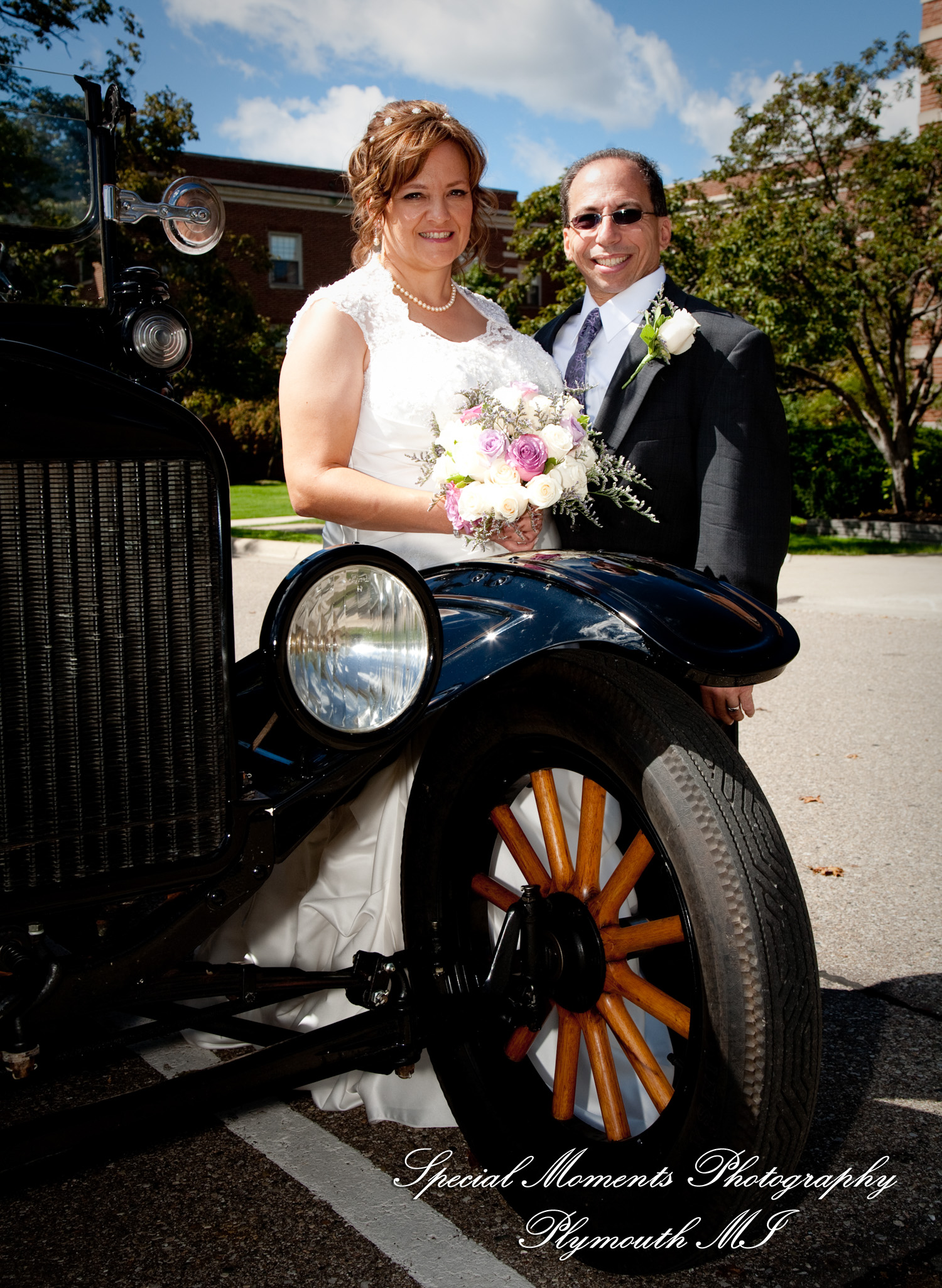 Pamela & Ron at Dearborn Inn Dearborn MI wedding photograph