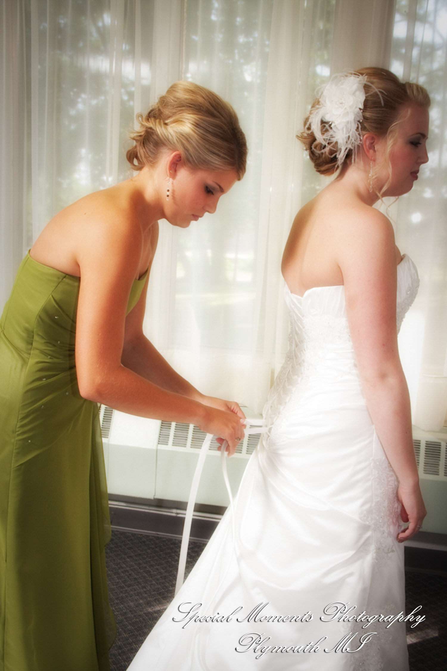 Meagan & Stephen at Unitarian Universalist Church Farmington Hills MI wedding photography