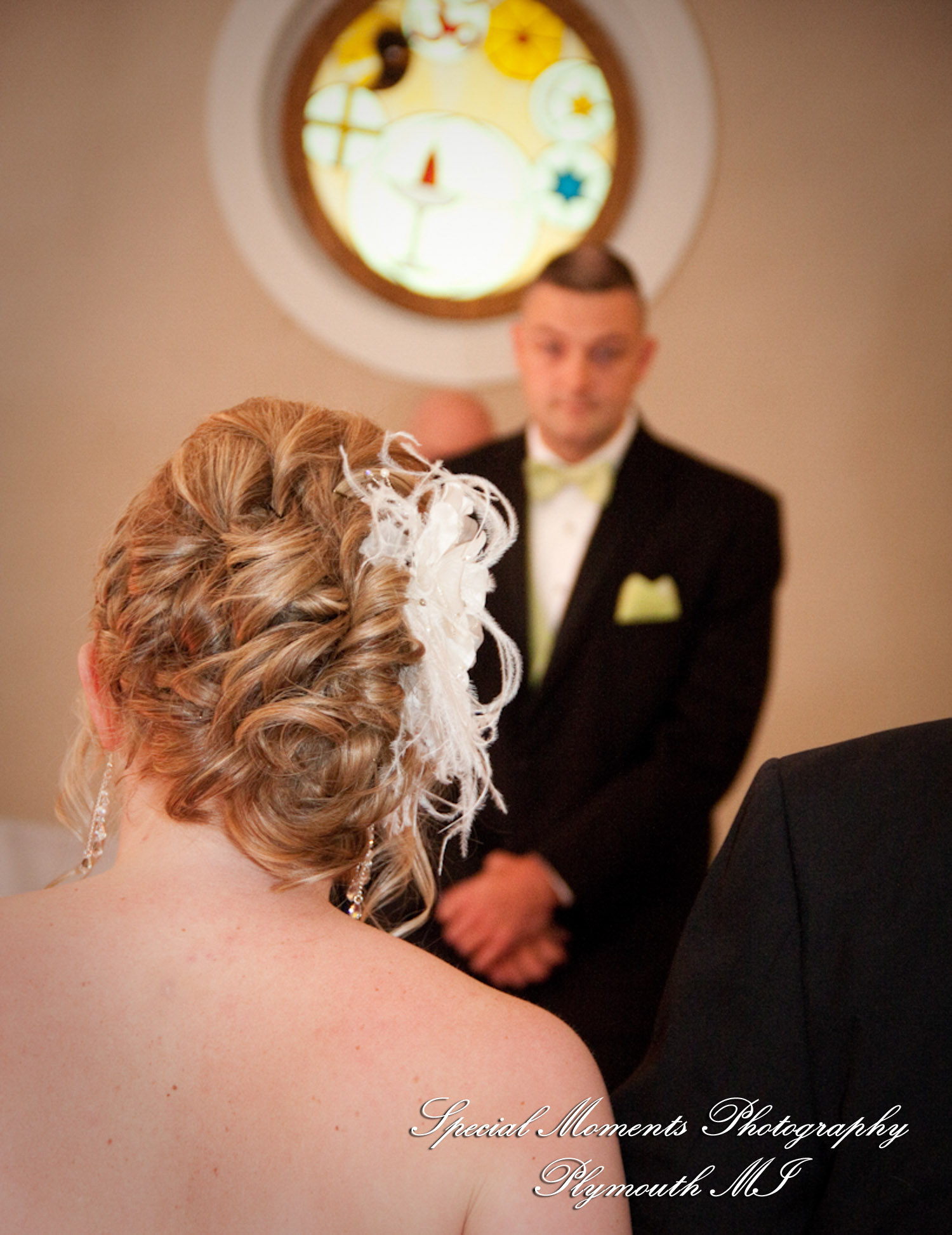 Meagan & Stephen at Unitarian Universalist Church Farmington Hills MI wedding photography