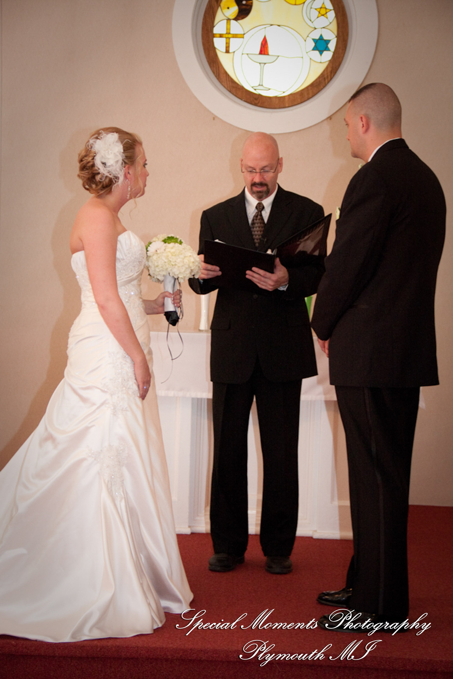 Meagan & Stephen at Unitarian Universalist Church Farmington Hills MI wedding photography