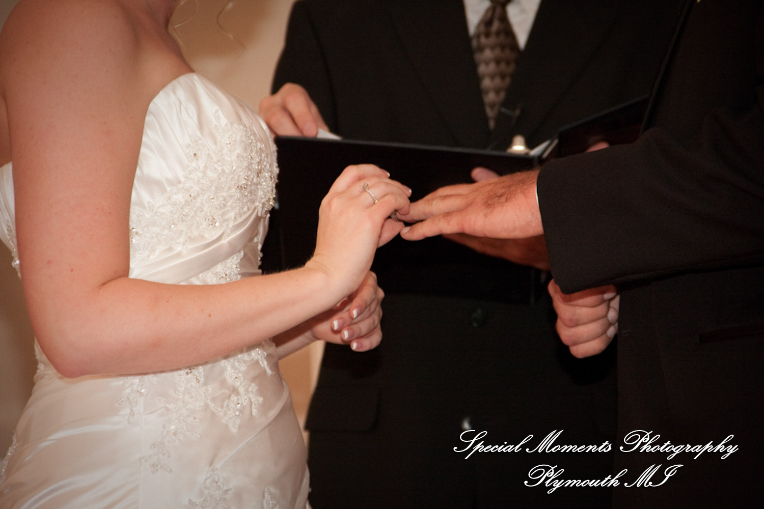 Meagan & Stephen at Unitarian Universalist Church Farmington Hills MI wedding photography