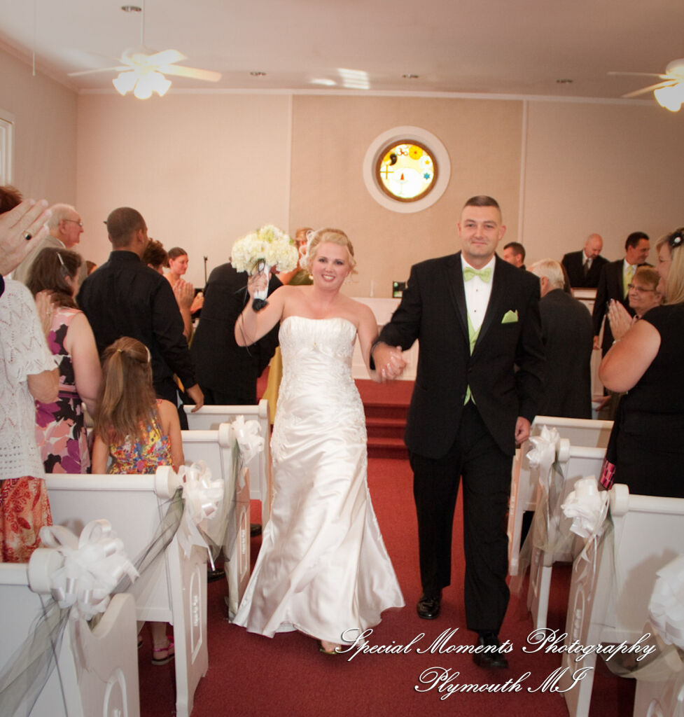 Meagan & Stephen at Unitarian Universalist Church Farmington Hills MI wedding photography